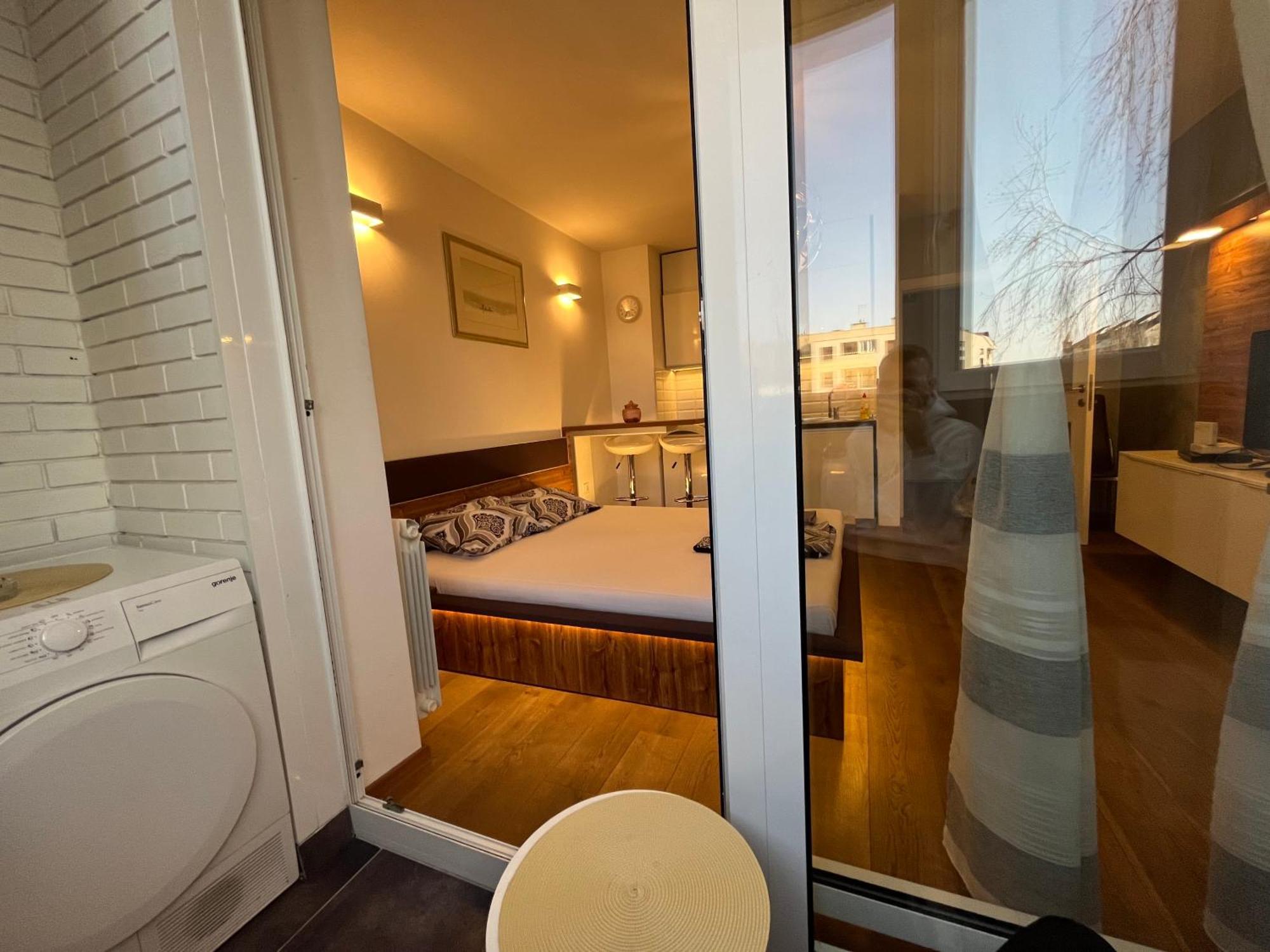Hedonic Studio Belgrado Esterno foto